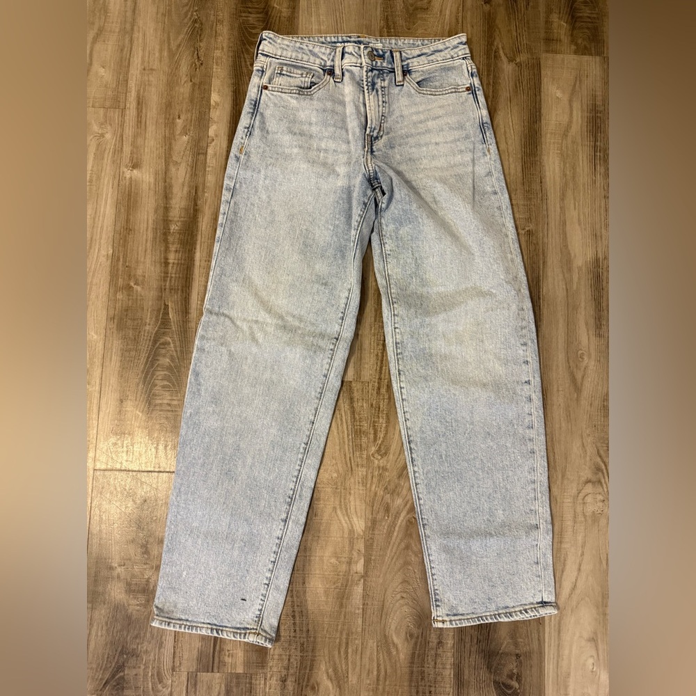 Women’s Light Blue Jeans